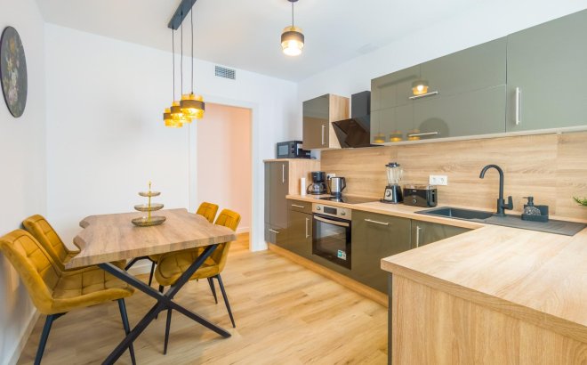 Resale - Apartment -
Torrevieja - Playa del Cura