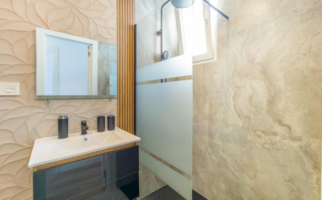 Resale - Apartment -
Torrevieja - Playa del Cura