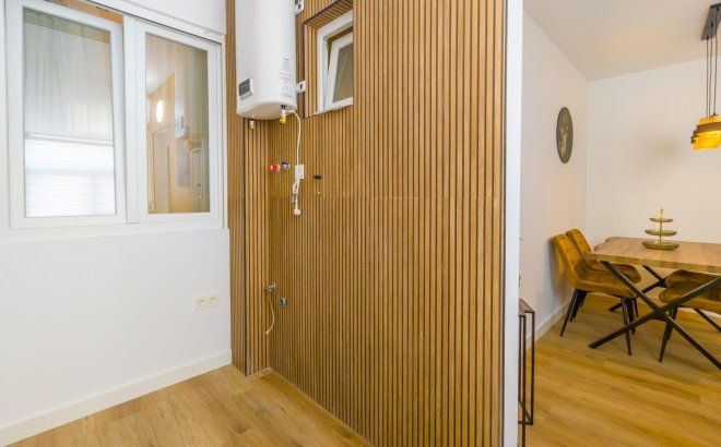 Resale - Apartment -
Torrevieja - Playa del Cura