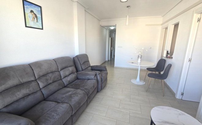 Resale - Apartment -
Torrevieja - Centro
