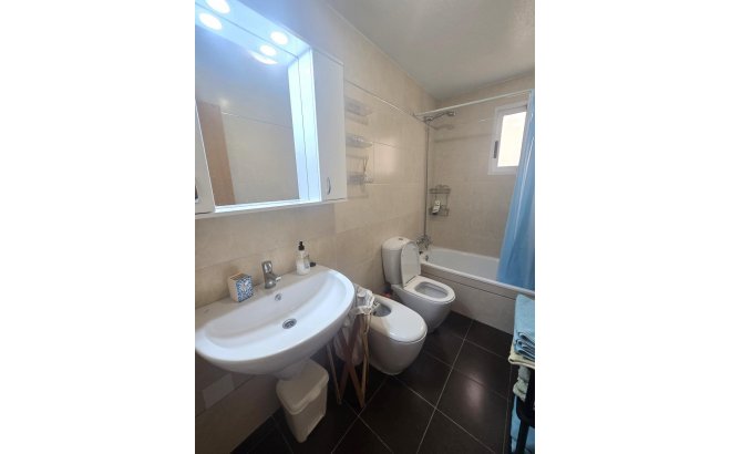 Resale - Apartment -
Torrevieja - Centro