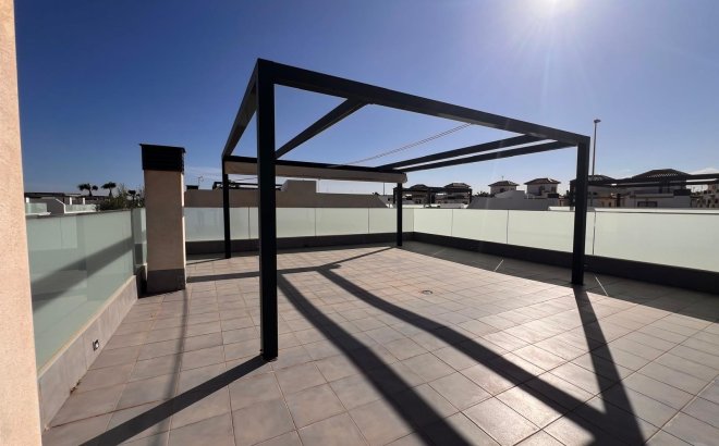 Resale - Villa -
Orihuela Costa - Lomas de Cabo Roig