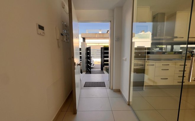 Resale - Villa -
Orihuela Costa - Lomas de Cabo Roig