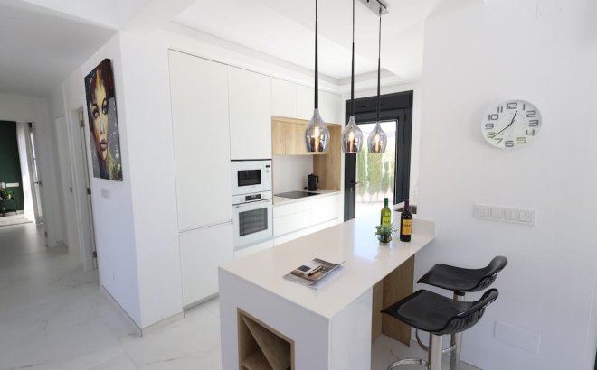 Resale - Villa -
Rojales - Inland