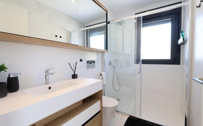 Resale - Villa -
Rojales - Inland