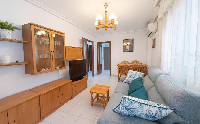 Resale - Apartment -
Torrevieja - Acequion