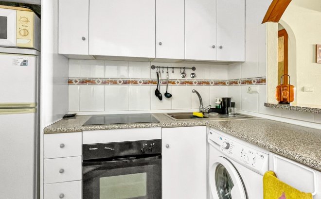 Resale - Bungalow -
Orihuela Costa - Costa Blanca