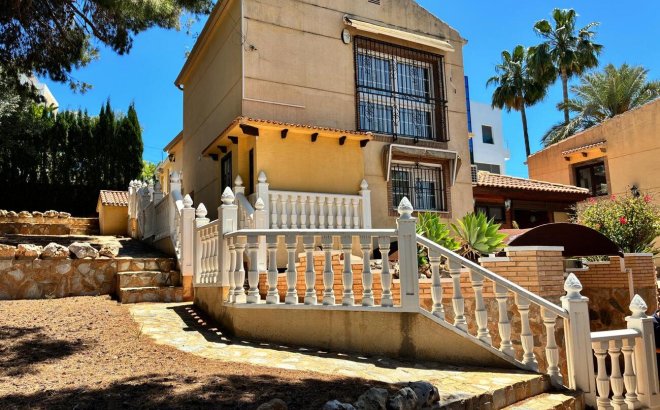 Resale - Villa -
Los Balcones - Costa Blanca