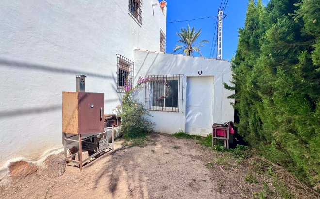 Resale - Villa -
Orihuela Costa - Cabo Roig