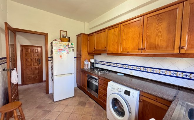 Resale - Villa -
Orihuela Costa - Cabo Roig