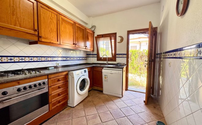 Resale - Villa -
Orihuela Costa - Cabo Roig