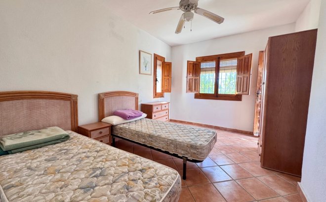 Resale - Villa -
Orihuela Costa - Cabo Roig
