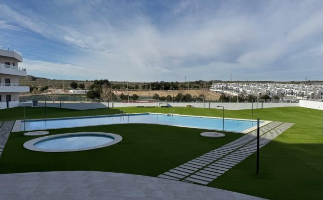 Resale - Apartment -
San Miguel de Salinas - Inland