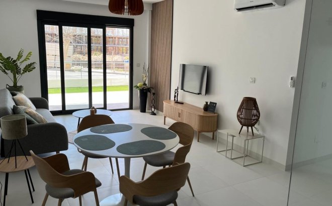 Resale - Apartment -
San Miguel de Salinas - Inland