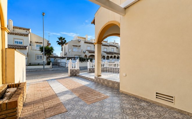 Resale - Town House -
Orihuela Costa - Costa Blanca