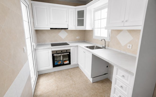 Resale - Town House -
Orihuela Costa - Costa Blanca