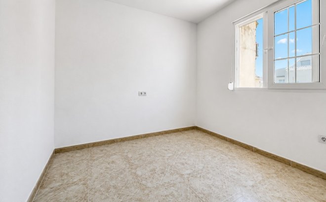 Resale - Town House -
Orihuela Costa - Costa Blanca