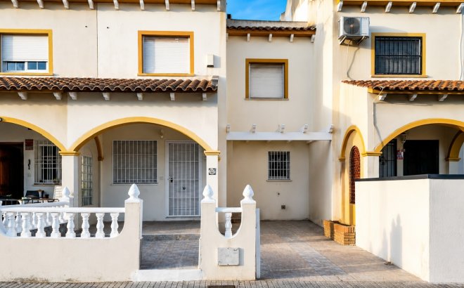 Resale - Town House -
Orihuela Costa - Costa Blanca