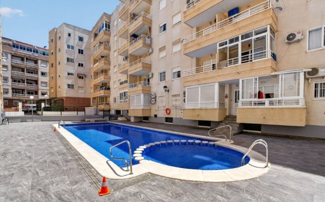 Resale - Apartment -
Torrevieja - Costa Blanca