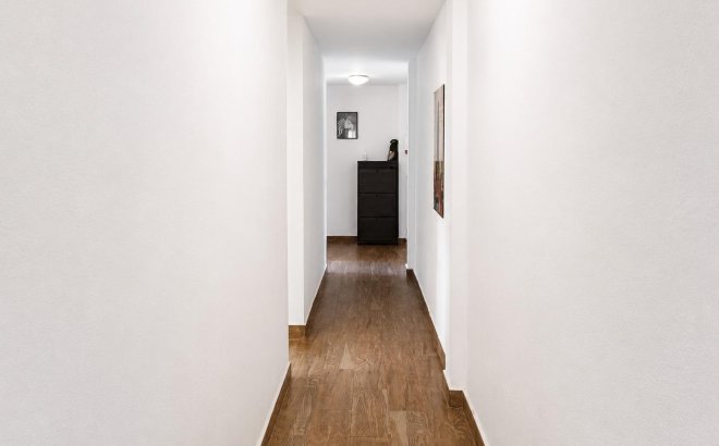 Resale - Apartment -
Torrevieja - Playa del Cura