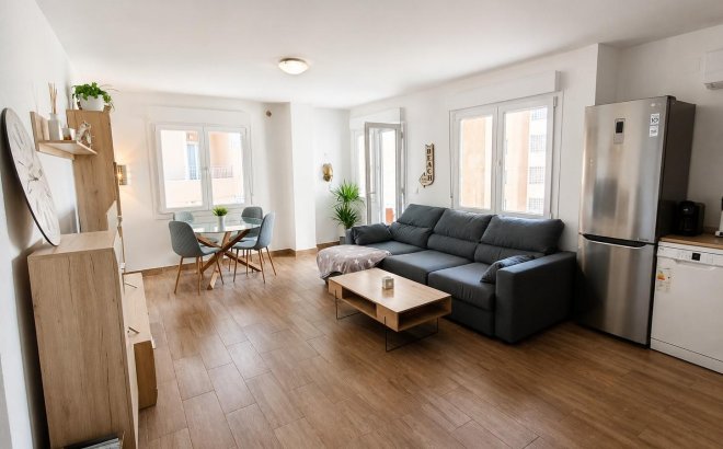 Resale - Apartment -
Torrevieja - Playa del Cura