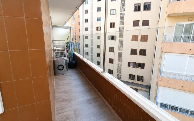 Resale - Apartment -
Torrevieja - Playa del Cura