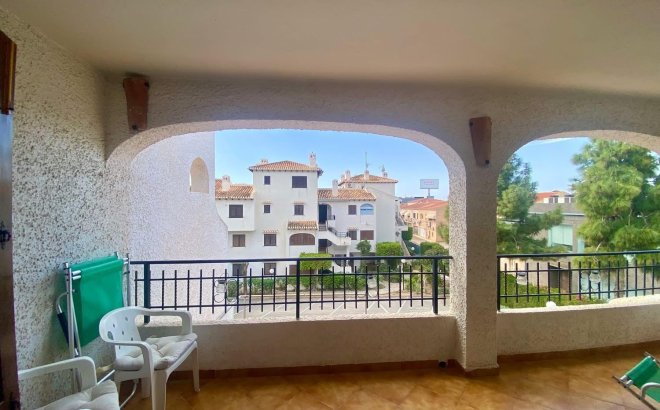 Revente - Appartement -
Cabo Roig