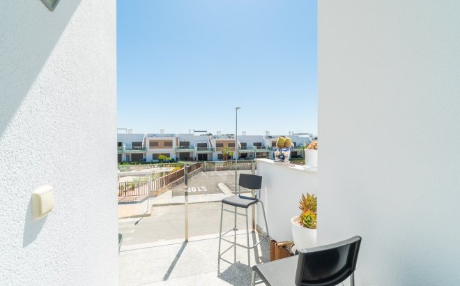 Resale - Bungalow -
Vistabella Golf Entre Naranjos - Inland