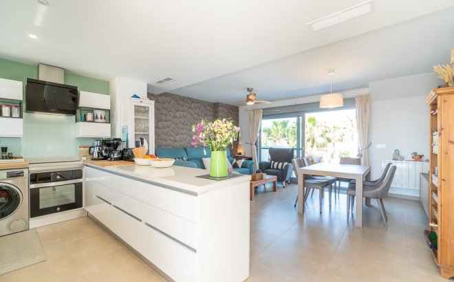 Resale - Bungalow -
Vistabella Golf Entre Naranjos - Inland