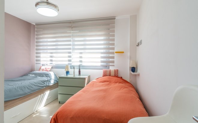 Resale - Bungalow -
Vistabella Golf Entre Naranjos - Inland