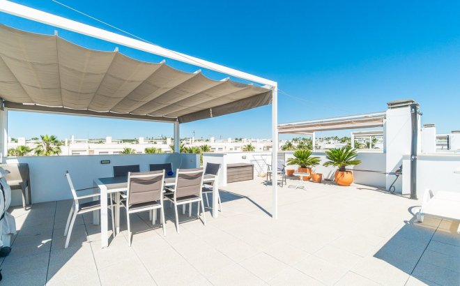 Resale - Bungalow -
Vistabella Golf Entre Naranjos - Inland