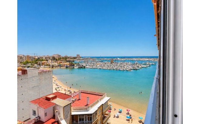 Resale - Apartment -
Torrevieja - Costa Blanca