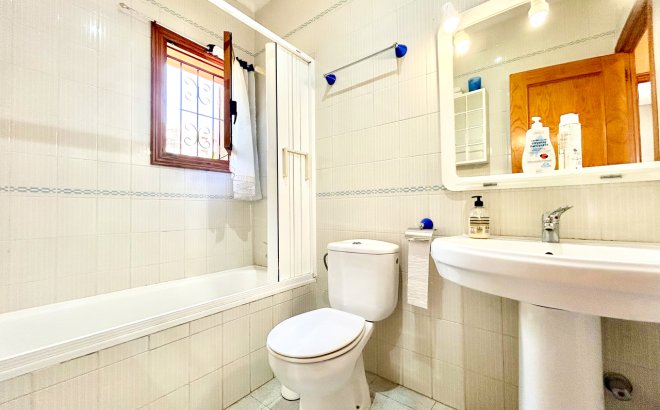 Resale - Villa -
La Zenia - Costa Blanca