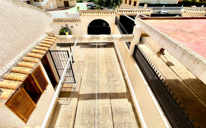 Resale - Villa -
La Zenia - Costa Blanca