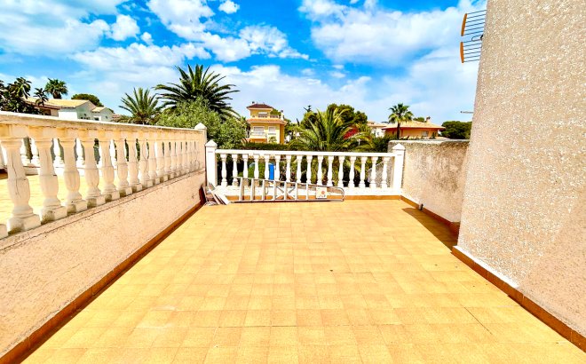 Resale - Villa -
La Zenia - Costa Blanca