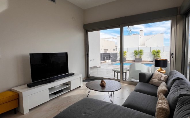 Resale - Villa -
Orihuela Costa - Costa Blanca