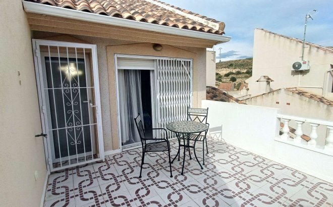 Resale - Villa -
Rojales - Inland