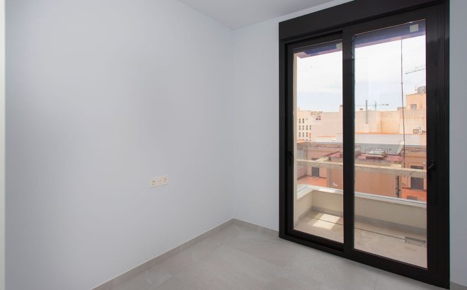 Resale - Apartment -
Torrevieja - Costa Blanca