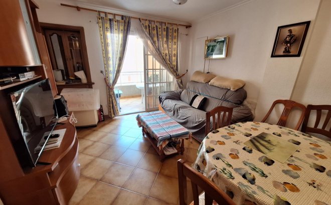 Resale - Apartment -
Torrevieja - Playa de los Locos