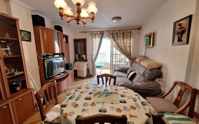 Resale - Apartment -
Torrevieja - Playa de los Locos
