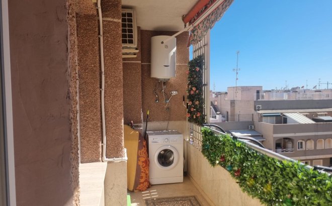 Resale - Apartment -
Torrevieja - Playa de los Locos