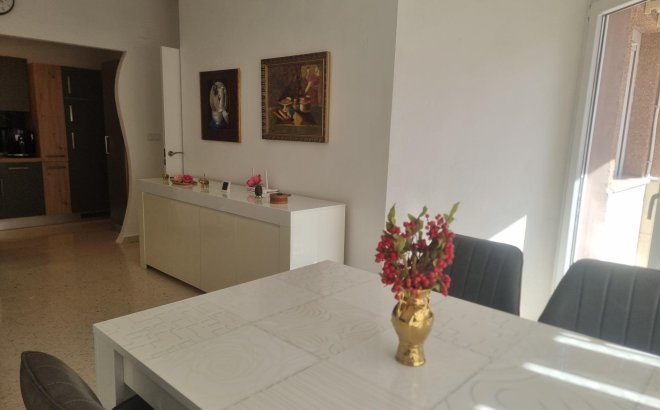 Resale - Apartment -
Torrevieja - Playa de los Locos