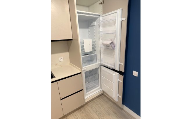 Resale - Apartment -
Torrevieja - El Acequión - Los Náufragos