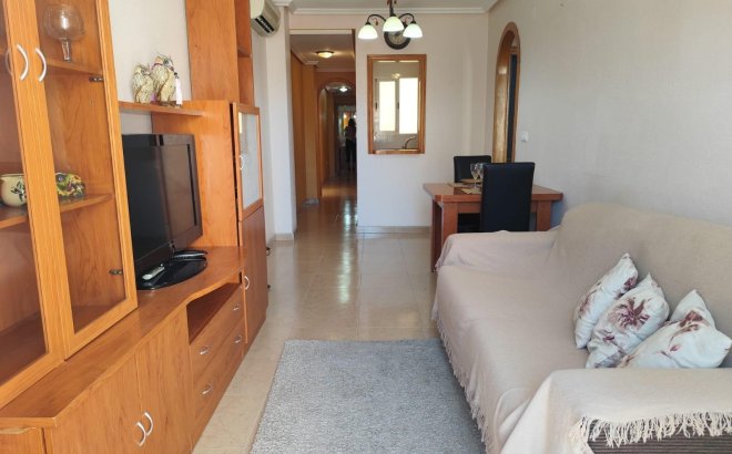 Resale - Apartment -
Torrevieja - Centro