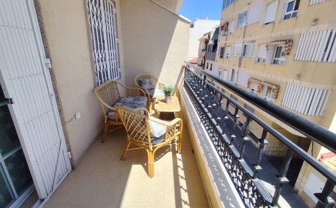 Resale - Apartment -
Torrevieja - Centro