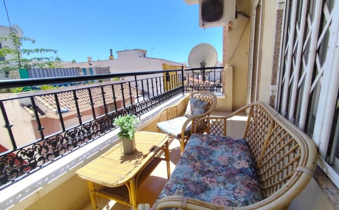 Resale - Apartment -
Torrevieja - Centro