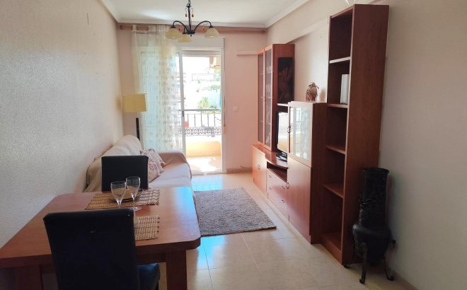 Resale - Apartment -
Torrevieja - Centro