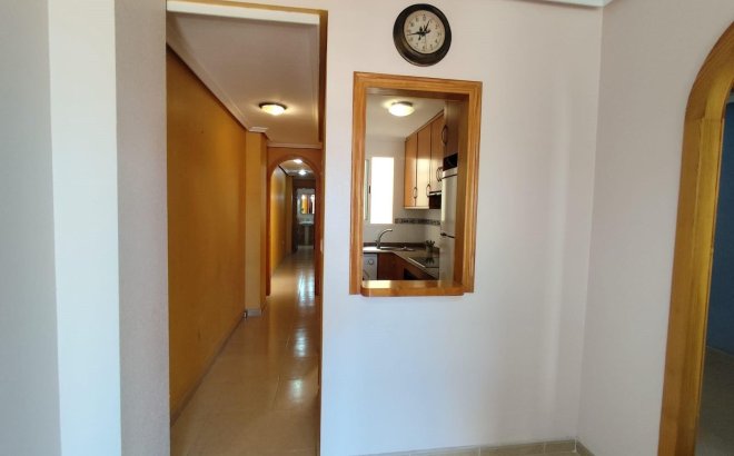 Resale - Apartment -
Torrevieja - Centro