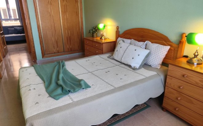 Resale - Apartment -
Torrevieja - Centro