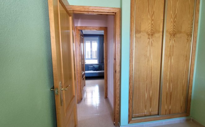 Resale - Apartment -
Torrevieja - Centro